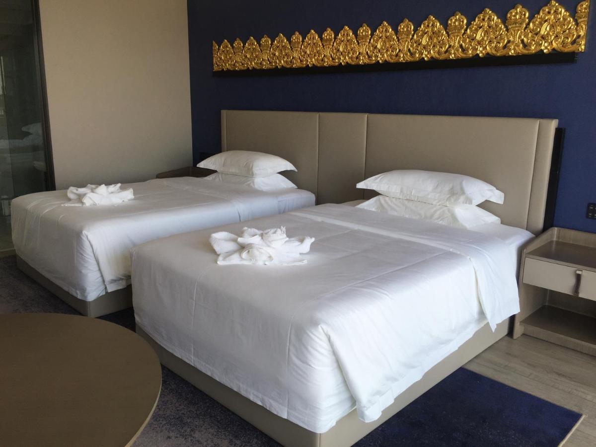 Tian Yi International Hotel 天艺国际酒店 Phnom Penh Zewnętrze zdjęcie