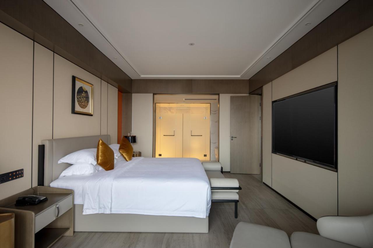 Tian Yi International Hotel 天艺国际酒店 Phnom Penh Zewnętrze zdjęcie